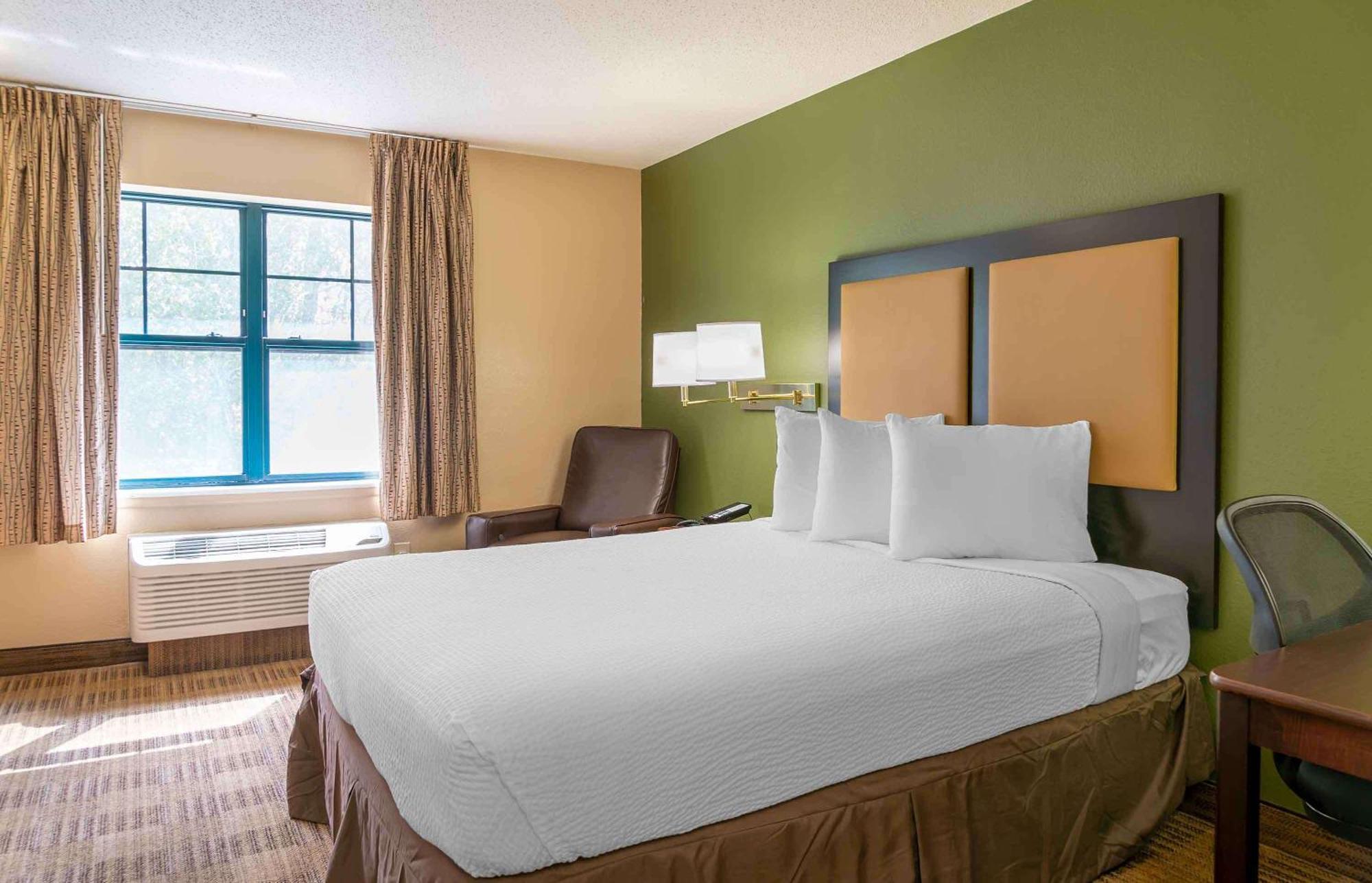 Extended Stay America Select Suites - Detroit - Sterling Heights Exterior photo